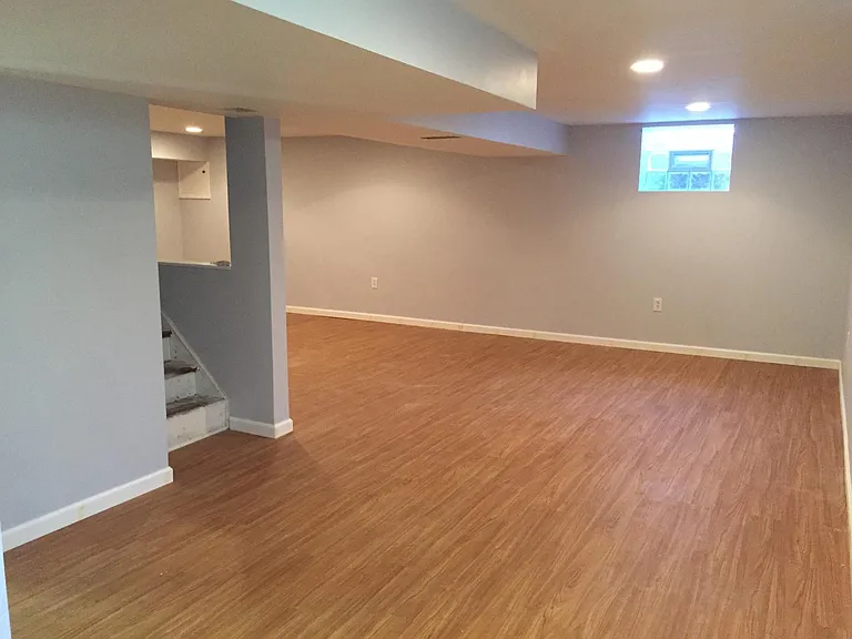 722 Greenleaf Dr — Photo 4