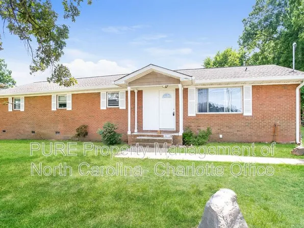2429 Galloway Rd, Charlotte, NC 28262