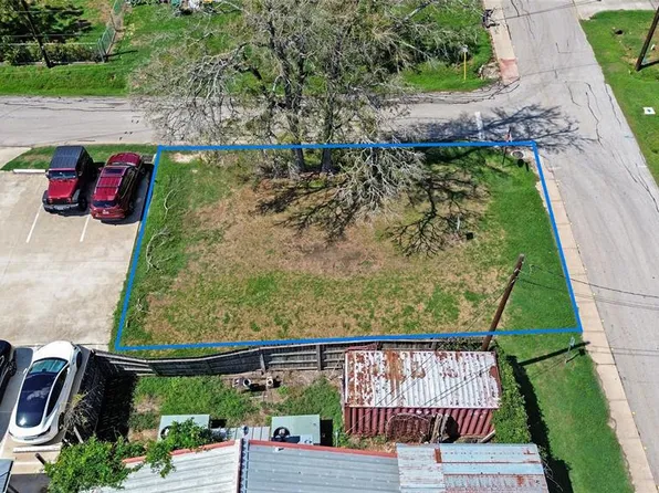 TBD Pond And College Street, Montgomery, TX 77356