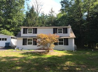 4405 Axe Handle Rd, Quakertown, PA 18951