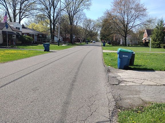 4th image of 3452 Hadley Ave
