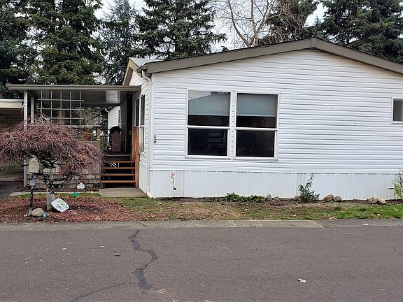2nd image of 835 SE 1st Ave Unit 14