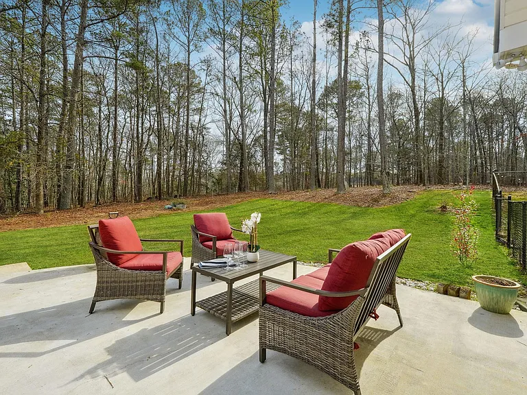135 Farr Lake Dr — Photo 41