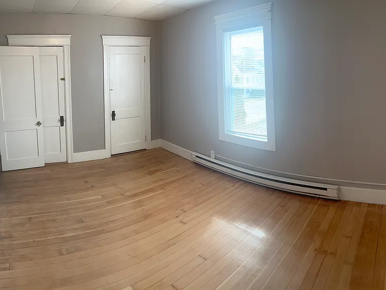 3 Negus St #2L — Photo 3