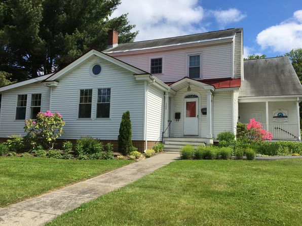 328 Western Ave APT 1