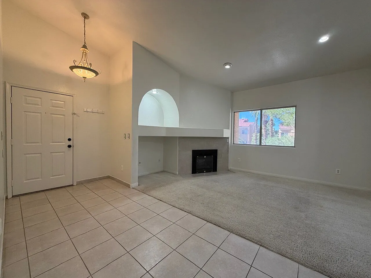 2 bed, 2.0 bath, 1129 sqft, $1,450 — Photo 4