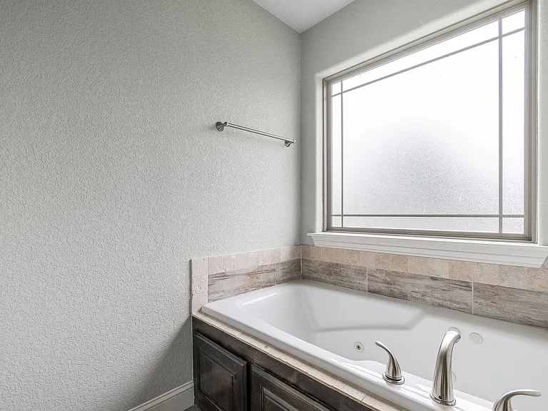 457 Harper Dr — Photo 17