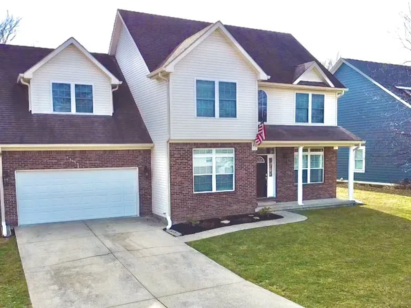 1020 Deer Field Dr, Greencastle, IN 46135