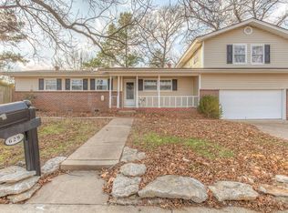 629 S Sunset Dr, Claremore, OK 74017