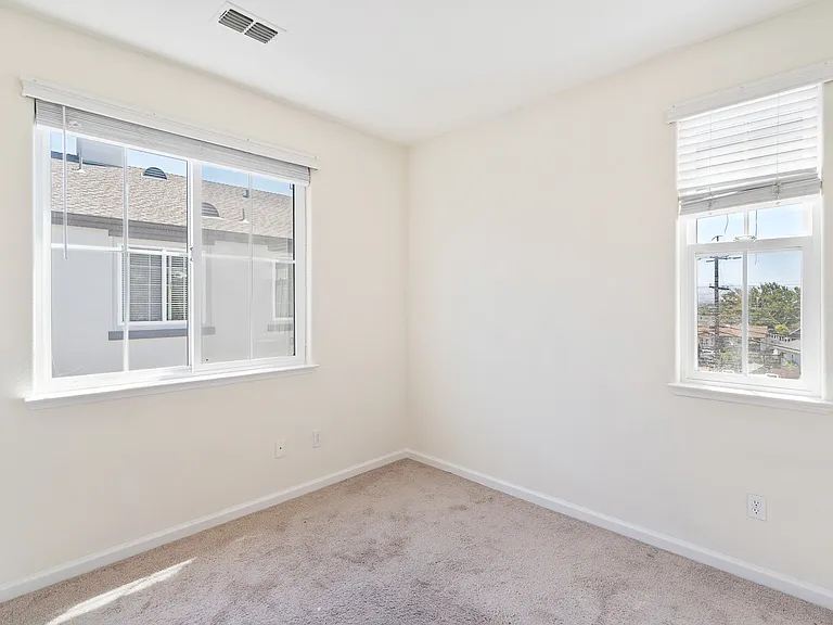 7981 Bellina St — Photo 29