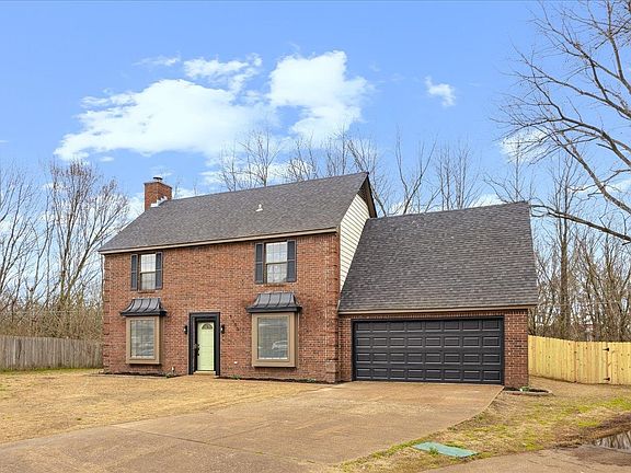 3rd image of 7503 Burnstown Ln