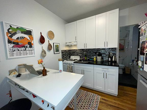 4th image of 53 Clifton Pl APT 2C