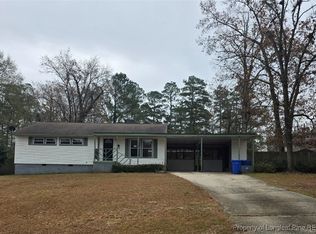 1929 McGougan Rd, Fayetteville, NC 28303