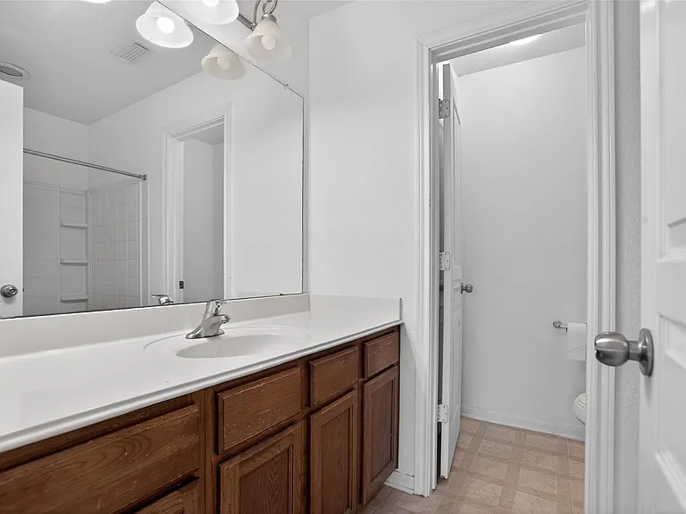 1618 Grable Cove Ln — Photo 19