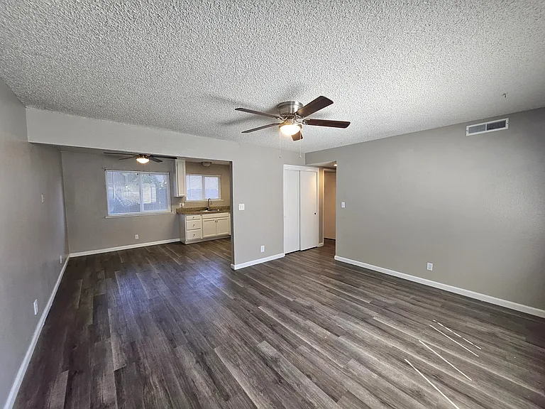 449 S Stockton Ave #4 — Photo 4