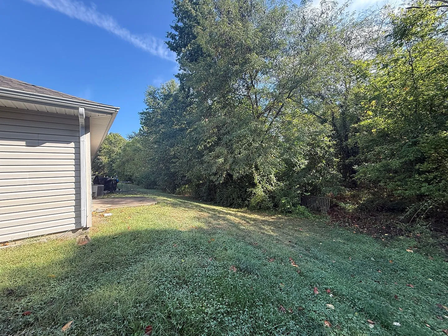 2 bedrooms and 2 baths — Photo 2
