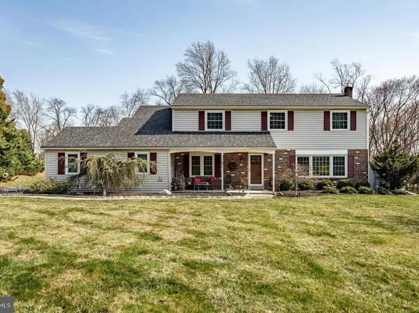 14 David Dr, Thornton, PA 19373