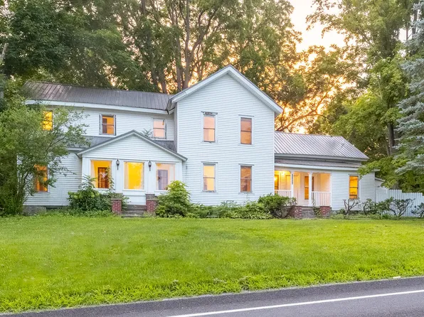 11655 N Division Ave, Sparta, MI 49345