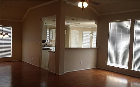 5th image of 3306 Galaway Bay Dr