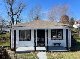415 Valley Rd, Sophia, WV 25921