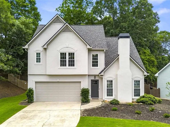 3040 Ivey Oaks Ln, Roswell, GA 30076