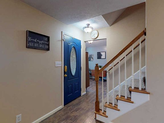 3rd image of 4711 Braves Ln