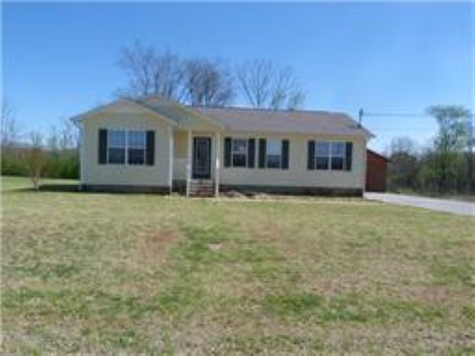 1st image of 335 Strawberry Dr