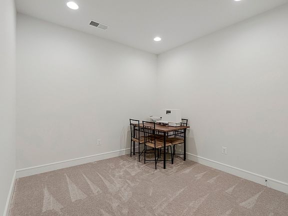 5th image of 22956 Aurora View Dr