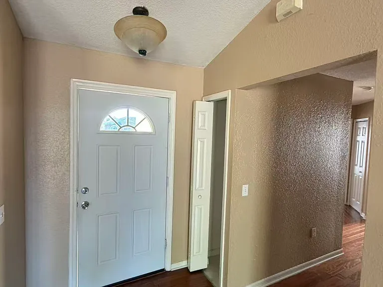717 Cockatoo Ct — Photo 17