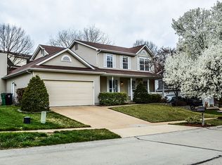 2140 Telford Dr, Saint Louis, MO 63125