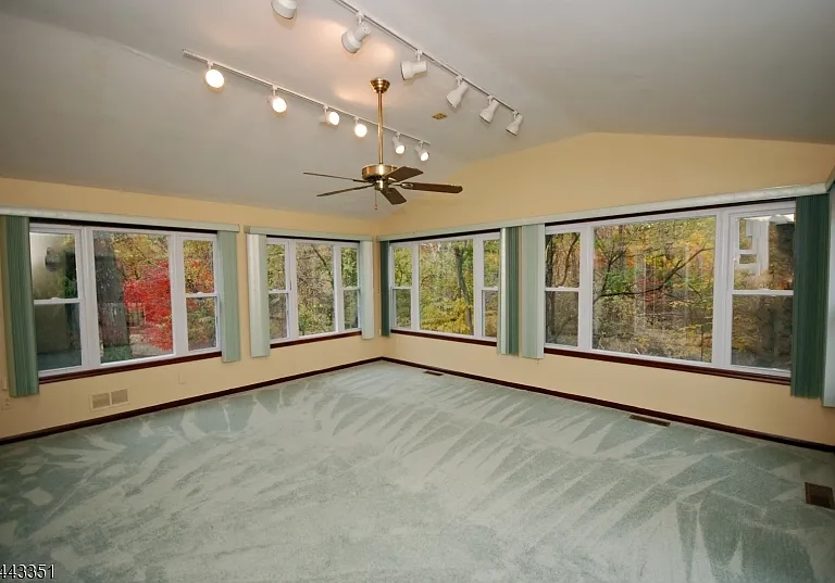 6 Heather Ln — Photo 7