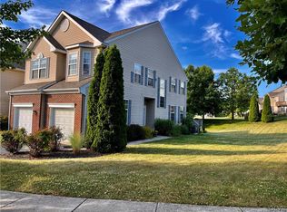 5583 Spring Ridge Dr W, Macungie, PA 18062