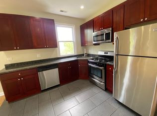 3258 N Ridgeway Ave APT 2F, Chicago, IL 60618