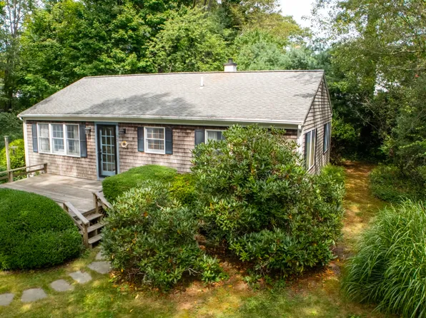 73 & 0 Old Country Ln, Vineyard Haven, MA 02568