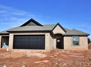 12 Misty Morning Ln, Elgin, OK 73538