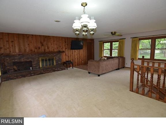 4th image of 2700 Terrace Dr