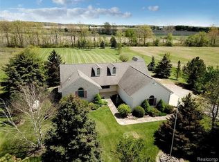 2182 Sheridan Rd, Flushing, MI 48433