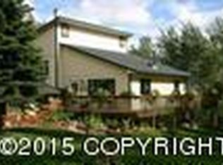 1028 Upper Ct, Fairbanks, AK 99712