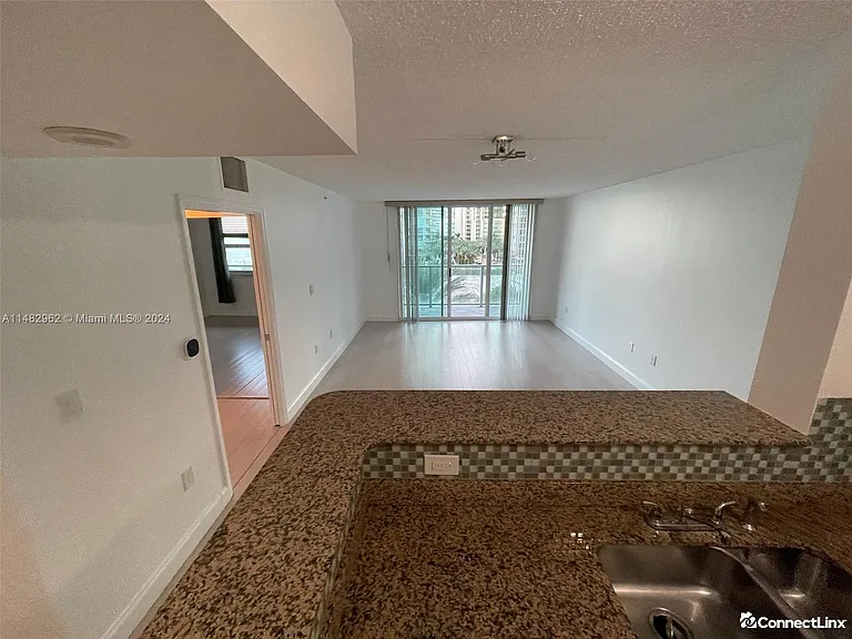 1155 Brickell Bay Dr #405 — Photo 6