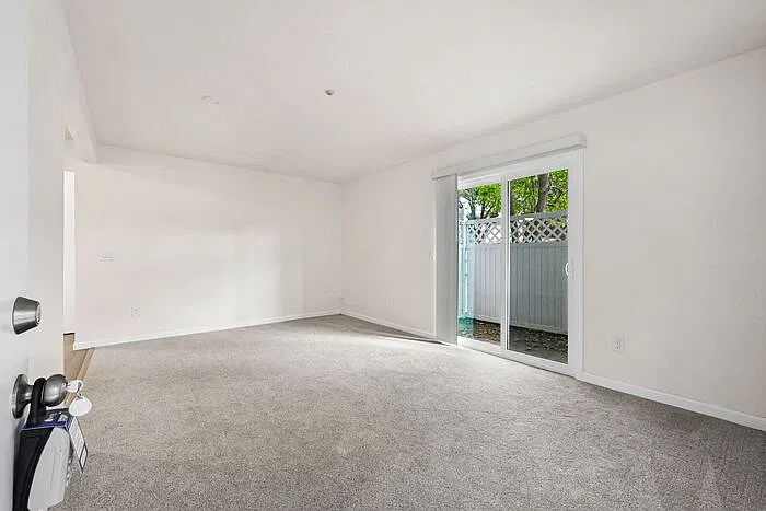 1 bed, 1.0 bath, $1,745 — Photo 4