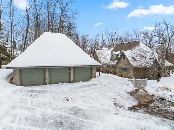 906 Chardonnay, Lewiston, MI 49756