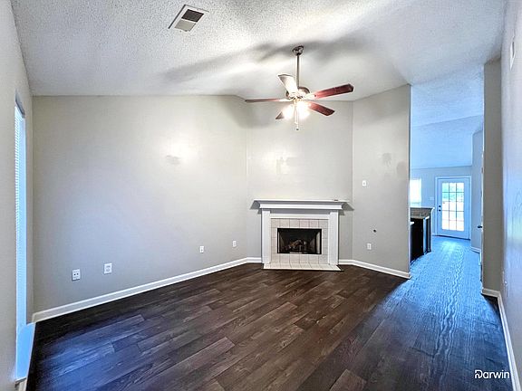 5th image of 802 We Ross Pkwy