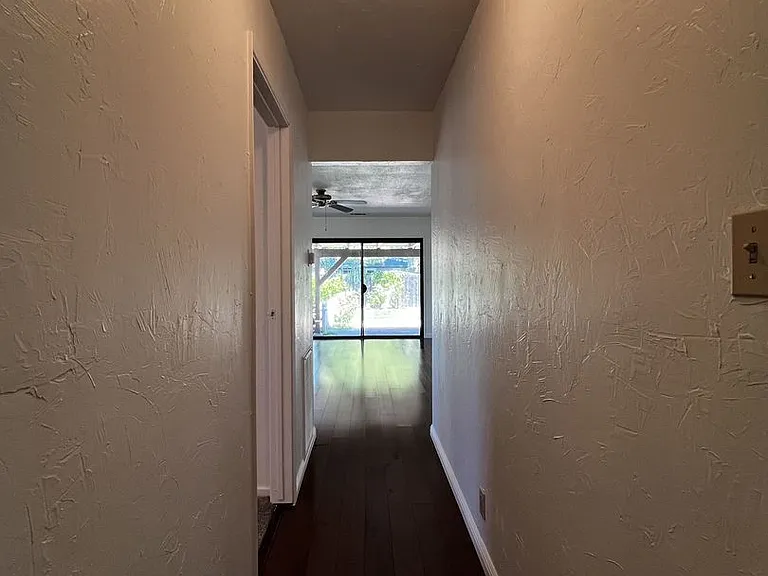 10 Linnell Ave — Photo 22