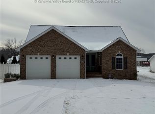 218-A Ivywood St, Eleanor, WV 25070