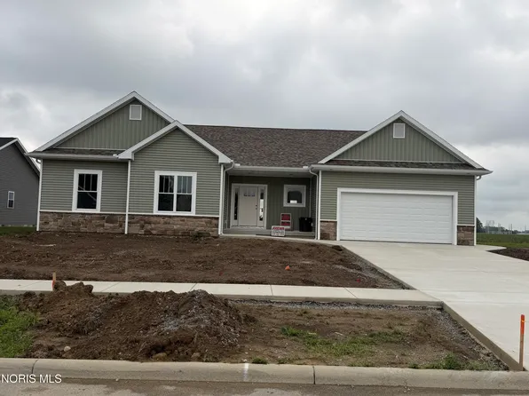 9237 Hiegel Dr, Findlay, OH 45840