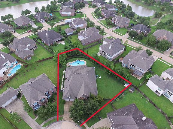 3rd image of 2501 Sparkling Brook Ct