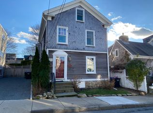 17 Dearborn St #1, Newport, RI 02840