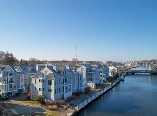 5 Holmes St #C8, Mystic, CT 06355
