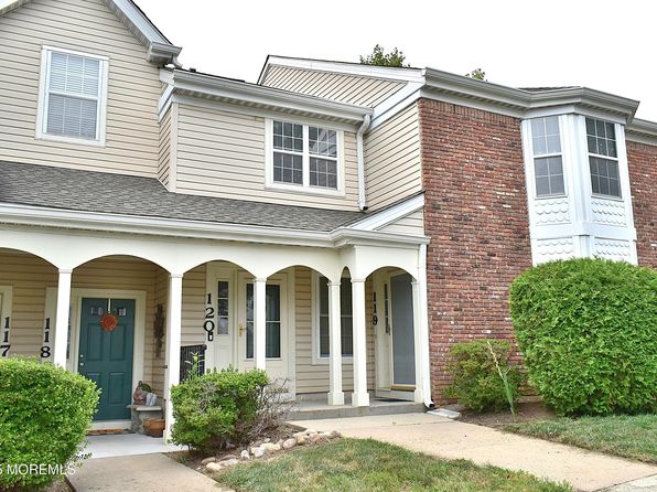 119 Hyacinth Ln