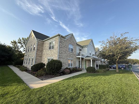 4th image of 2740 Northview ROAD #104